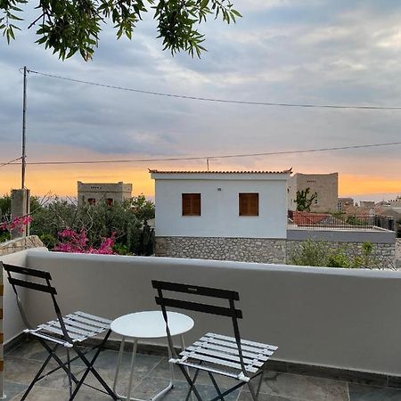 Elia Luxury Rooms Areopoli Exterior photo