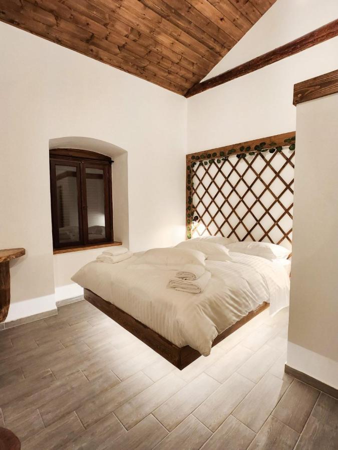 Elia Luxury Rooms Areopoli Exterior photo
