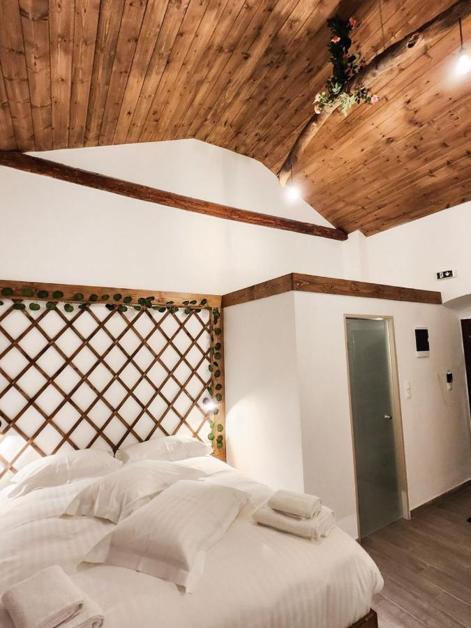 Elia Luxury Rooms Areopoli Exterior photo